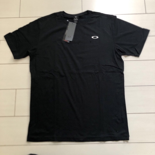 Oakley(オークリー)の￥3,850オークリーOAKLEY☆DRY速乾　沖縄Tシャツ【XXL】★ メンズのトップス(Tシャツ/カットソー(半袖/袖なし))の商品写真