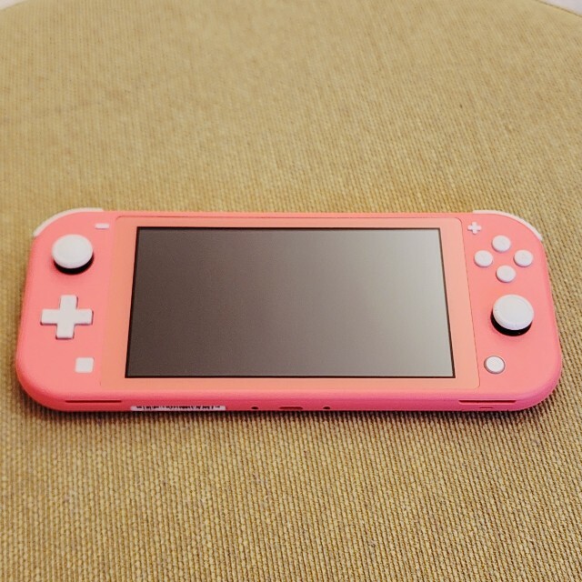 Nintendo Switch Lite コーラル　本体