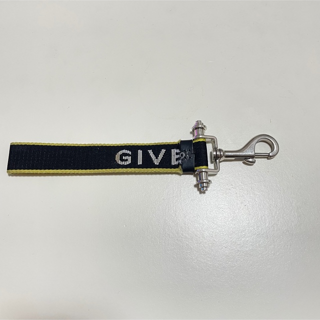 GIVENCHY(ジバンシィ)の値下げ　Givenchy ジバンシィ　ロゴデザイン　キーホルダー　 メンズのファッション小物(キーホルダー)の商品写真