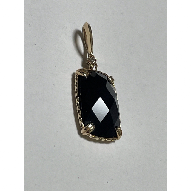 agete ブラックカルセドニーネックレスチャーム