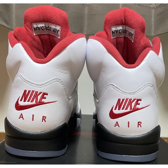 Jordan Brand（NIKE）(ジョーダン)のNike Air Jordan 5  Fire Red メンズの靴/シューズ(スニーカー)の商品写真