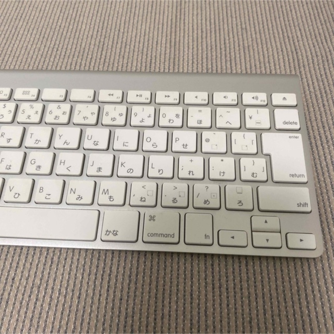 Mac (Apple)(マック)のApple純正 keyboard & mouse マウス キーボード B スマホ/家電/カメラのPC/タブレット(PC周辺機器)の商品写真