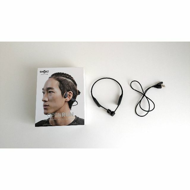 shokz - open run - Black - 骨伝導 スマホ/家電/カメラのオーディオ機器(ヘッドフォン/イヤフォン)の商品写真