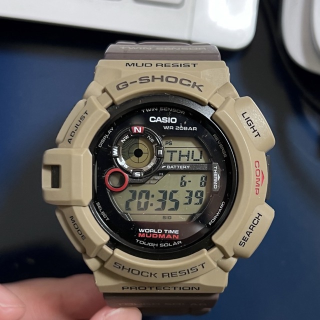 G-SHOCK - G-SHOCK GW-9300ER マッドマン 限定カラー 電波ソーラーの ...