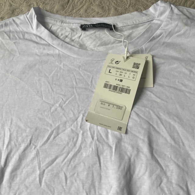 ZARA(ザラ)の新品ZARA‼︎ウエストフリルTシャツ レディースのトップス(Tシャツ(半袖/袖なし))の商品写真