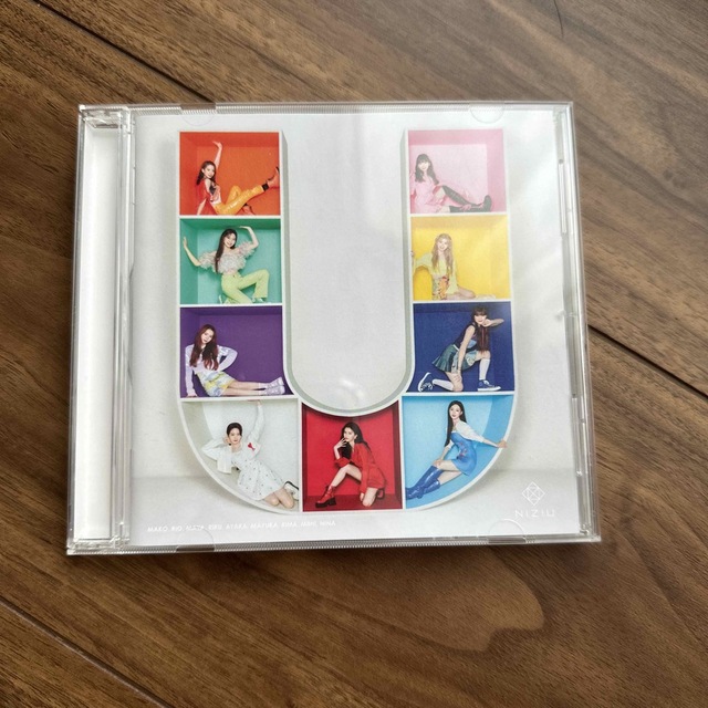NiziU(ニジュー)のniziu アルバム　U 通常盤 エンタメ/ホビーのCD(K-POP/アジア)の商品写真
