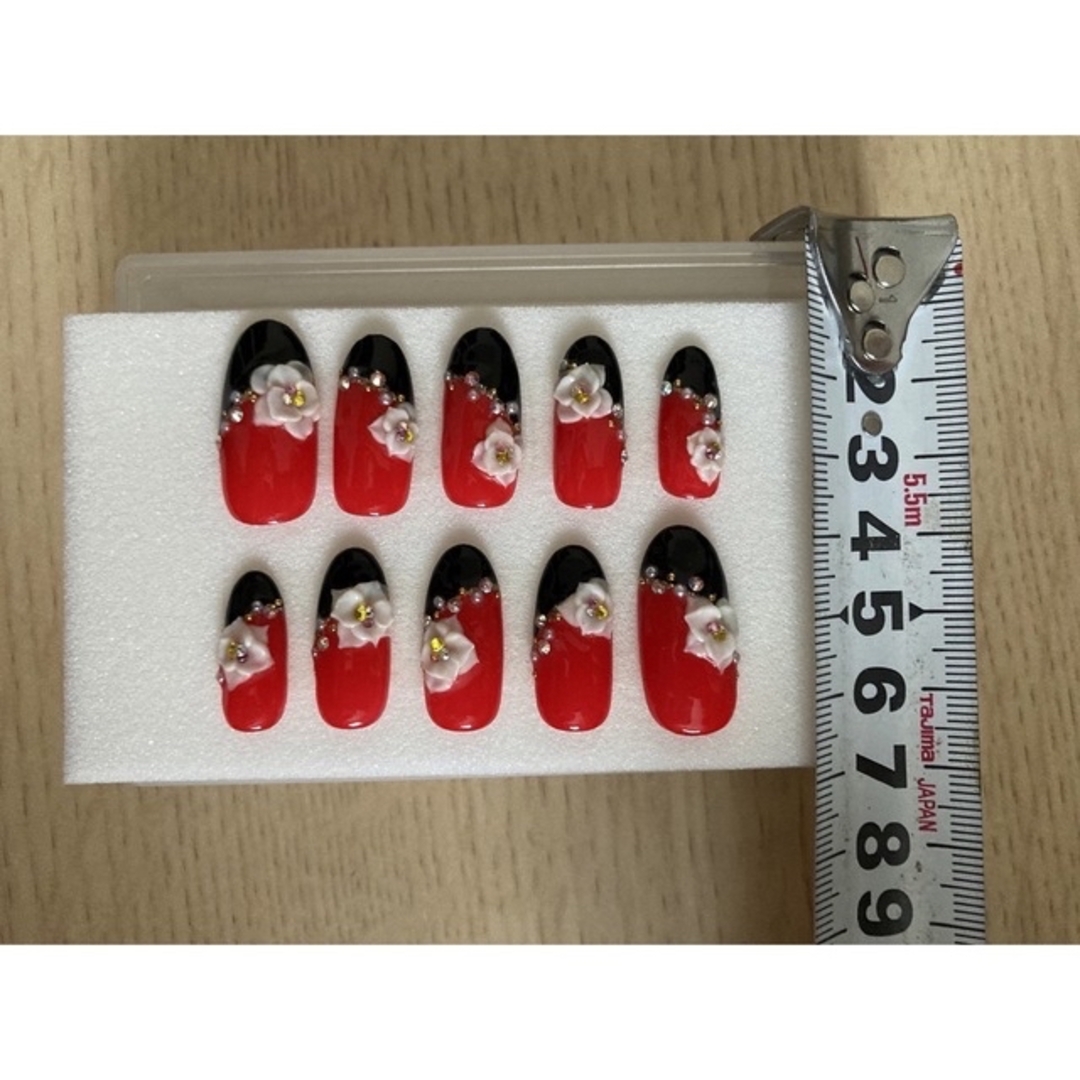 ネイルチップ　成人式　赤　フルオーダー品 コスメ/美容のネイル(つけ爪/ネイルチップ)の商品写真