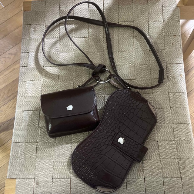 スマホショルダー　ミニ　ブラウン　未使用 レディースのバッグ(ショルダーバッグ)の商品写真