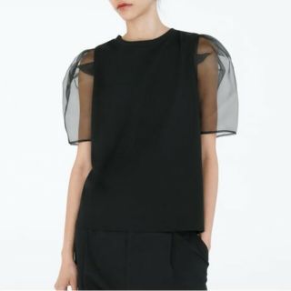 ザラ(ZARA)のZARA　ボリュームオーガンザトップス(Tシャツ(半袖/袖なし))