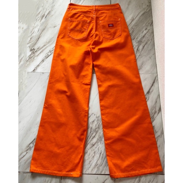 Dickies(ディッキーズ)の珍品 00s Y2K Dickies ヴィヴィットオレンジ ワイドフレアパンツ メンズのパンツ(ワークパンツ/カーゴパンツ)の商品写真