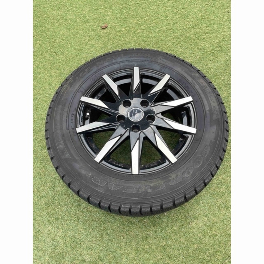 Goodyear(グッドイヤー)のキョウケン様専用　アイスナビ ZEAⅡ 215/65 R16 98Q 自動車/バイクの自動車(タイヤ・ホイールセット)の商品写真