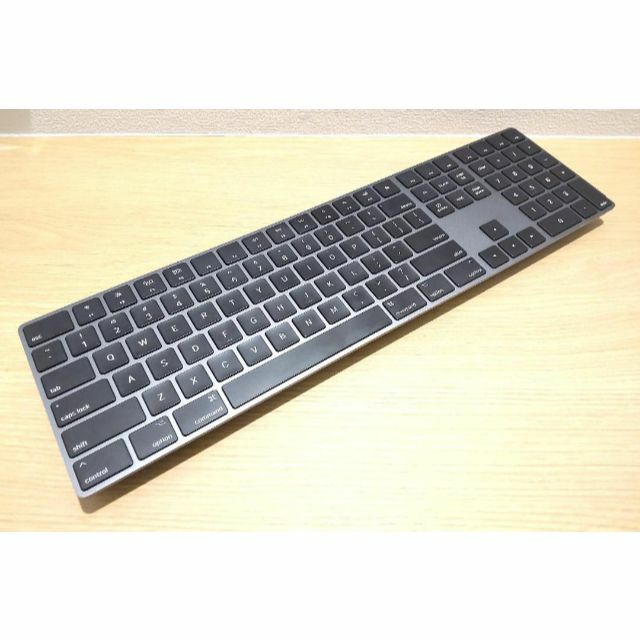 美品★アップル　マジックキーボード　テンキー付