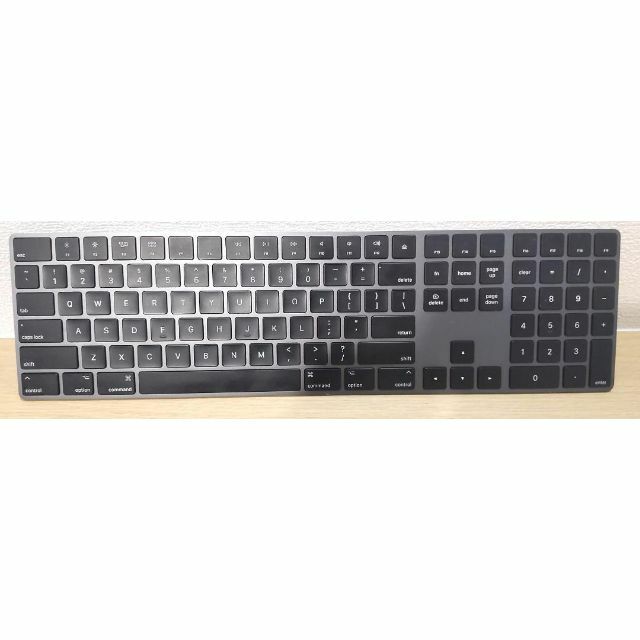 美品　Apple Magic Keyboard (テンキー付き)