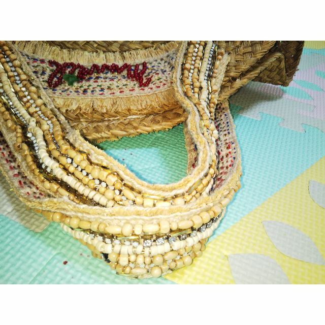 MUVEIL(ミュベール)のミュベール かごバッグ ビーズ刺繍 クローバー レディースのバッグ(かごバッグ/ストローバッグ)の商品写真