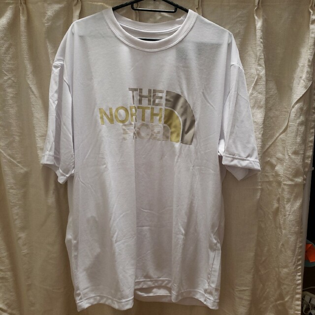 THE NORTH FACE(ザノースフェイス)のザ・ノースフェイス ショートスリーブカラフルロゴティー NT32353 XL メンズのトップス(Tシャツ/カットソー(半袖/袖なし))の商品写真