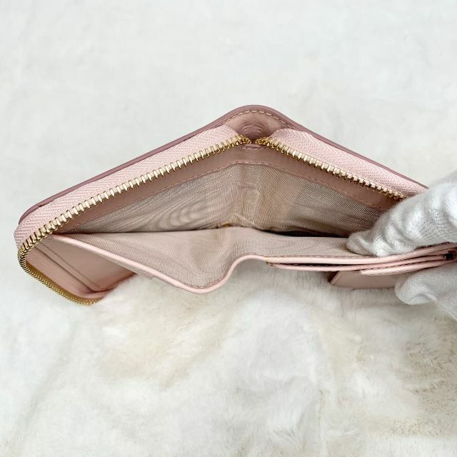 【美品】Ferragamo フェラガモ 二つ折財布 ラウンドファスナー ピンク