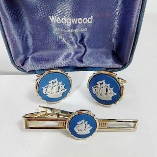 ウェッジウッド(WEDGWOOD)のウェッジウッド　ネクタイピン　カフリンクス　セット　箱付き(ネクタイピン)