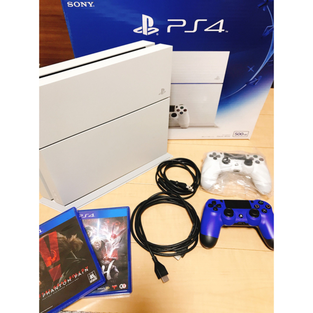 SONY(ソニー)の　★専用です。SONY PlayStation4 本体  エンタメ/ホビーのゲームソフト/ゲーム機本体(家庭用ゲーム機本体)の商品写真