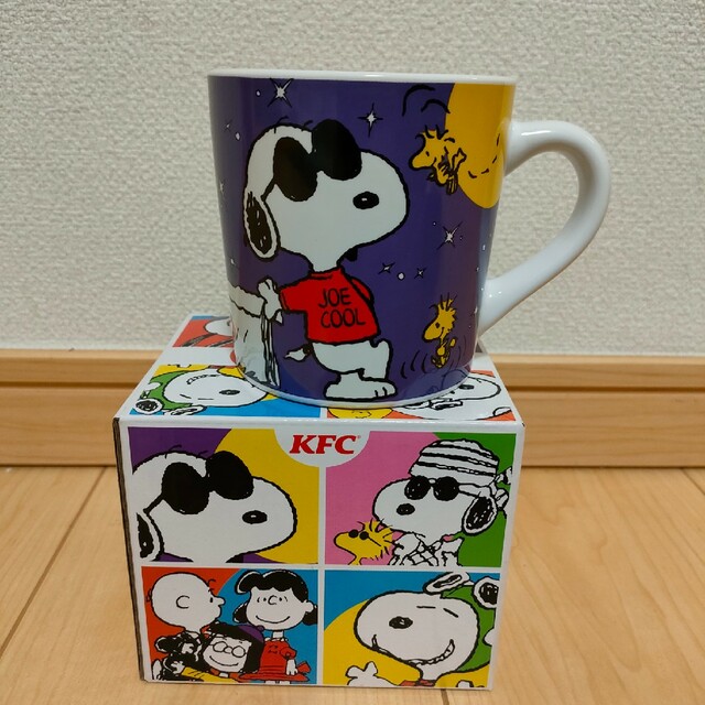 SNOOPY(スヌーピー)の【新品未使用】スヌーピーマグカップ エンタメ/ホビーのおもちゃ/ぬいぐるみ(キャラクターグッズ)の商品写真