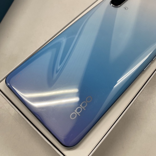 OPPO(オッポ)の箱無しYモバイル OPPO Reno3 A A002OP ホワイト スマホ/家電/カメラのスマートフォン/携帯電話(スマートフォン本体)の商品写真