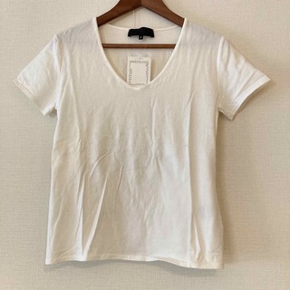 アンタイトル(UNTITLED)の新品•未使用　アンタイトル　半袖Tシャツ　タグ付き(Tシャツ(半袖/袖なし))
