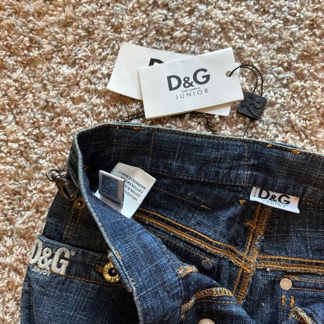 DOLCE&GABBANA(ドルチェアンドガッバーナ)の未使用タグ付き キッズ　デニム　D&G junior 8A キッズ/ベビー/マタニティのキッズ服男の子用(90cm~)(パンツ/スパッツ)の商品写真