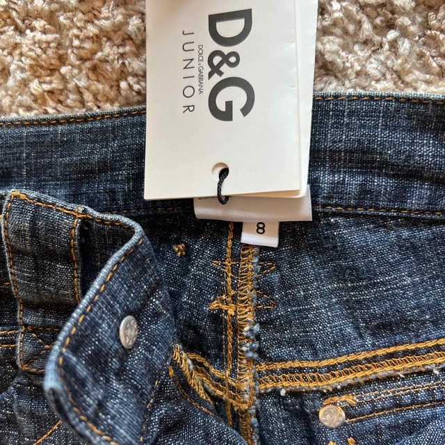 DOLCE&GABBANA(ドルチェアンドガッバーナ)の未使用タグ付き キッズ　デニム　D&G junior 8A キッズ/ベビー/マタニティのキッズ服男の子用(90cm~)(パンツ/スパッツ)の商品写真