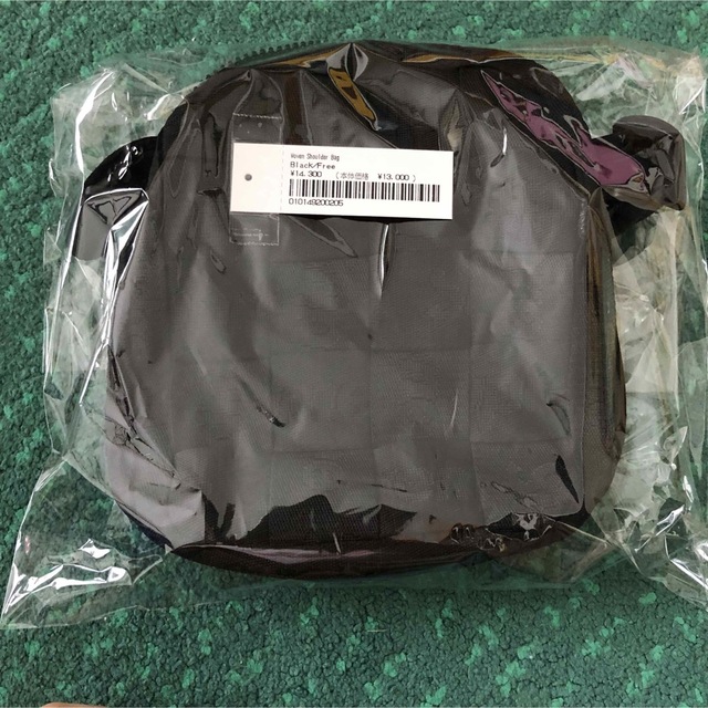supreme woven shoulder bag black
