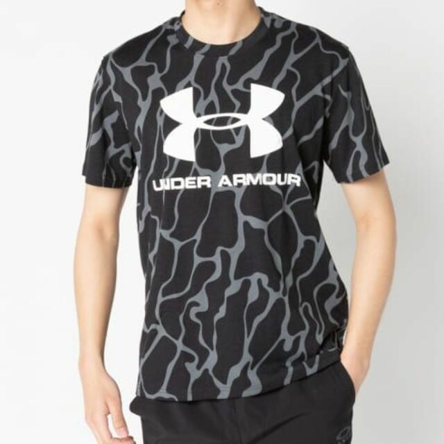 UNDER ARMOUR(アンダーアーマー)のアンダーアーマー Tシャツ UA 黒　半袖 MD　新品未使用 メンズのトップス(Tシャツ/カットソー(半袖/袖なし))の商品写真