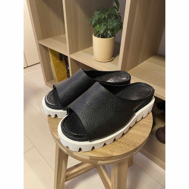 BENCH BENSAN-D COVERED LEATHER VIBRAM