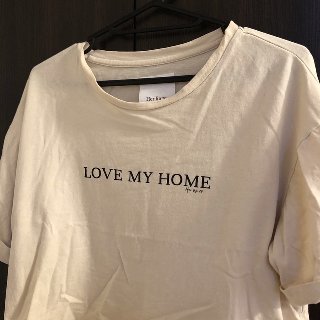 Her lip to(ハーリップトゥ)のherlipto Love My Home Tシャツ メンズのトップス(Tシャツ/カットソー(半袖/袖なし))の商品写真