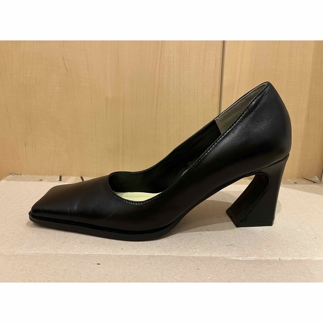 Ameri VINTAGE(アメリヴィンテージ)のWAVE TOE PUMPS ブラック L レディースの靴/シューズ(ハイヒール/パンプス)の商品写真