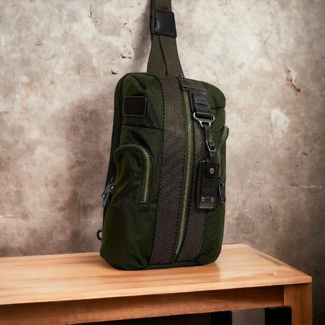 送料無料キャンペーン?】 【美品】TUMI ファッション alpha ボディ