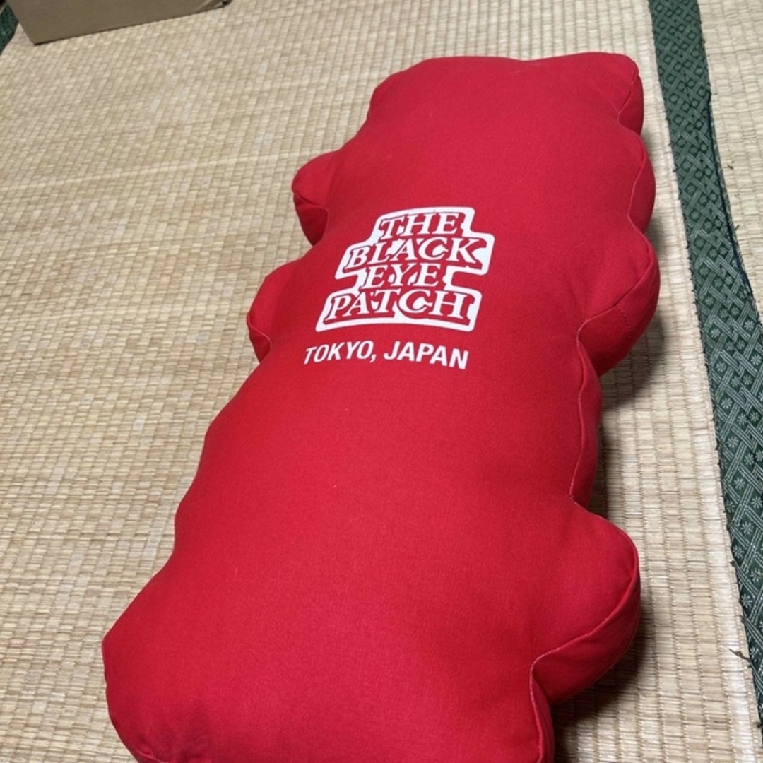 ぶたぬきsun専用ブラックアイパッチクッション‼️新古品‼️