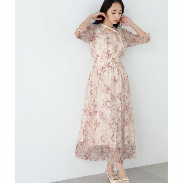 JILL by JILLSTUART(ジルバイジルスチュアート)のリリィプリントシャーリングワンピース　レッド レディースのワンピース(ロングワンピース/マキシワンピース)の商品写真