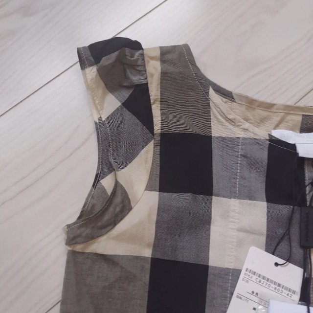 BURBERRY(バーバリー)のバーバリー  定番チェック ワンピース 10y キッズ/ベビー/マタニティのキッズ服女の子用(90cm~)(ワンピース)の商品写真