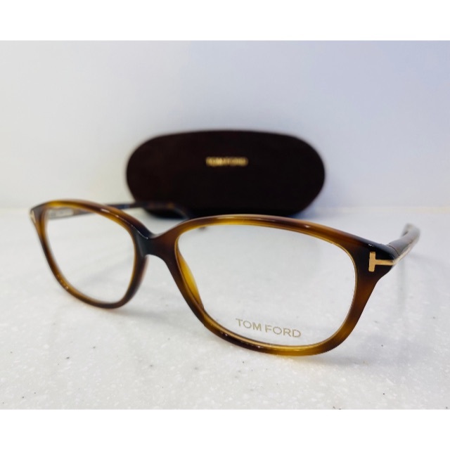 感謝価格 TOMFORD トムフォード サングラス 高級メガネ FT5316 056