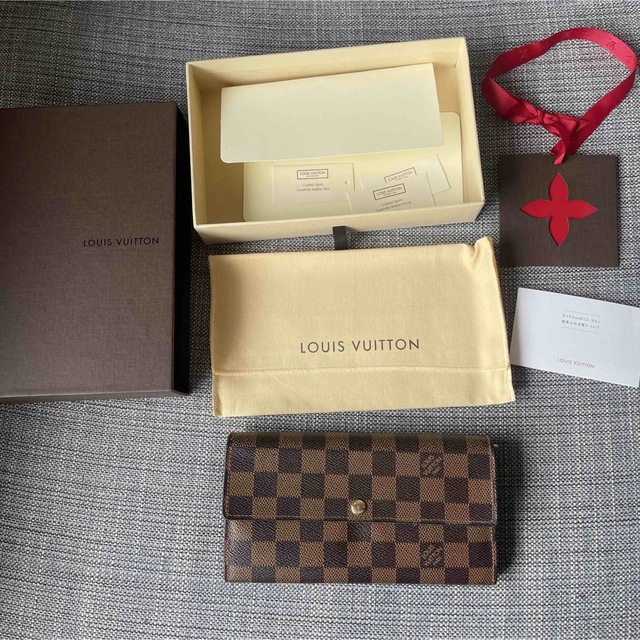 LOUIS VUITTON(ルイヴィトン)のLOUIS VUITTON ダミエ ポルトフォイユサラ 長財布 レディースのファッション小物(財布)の商品写真