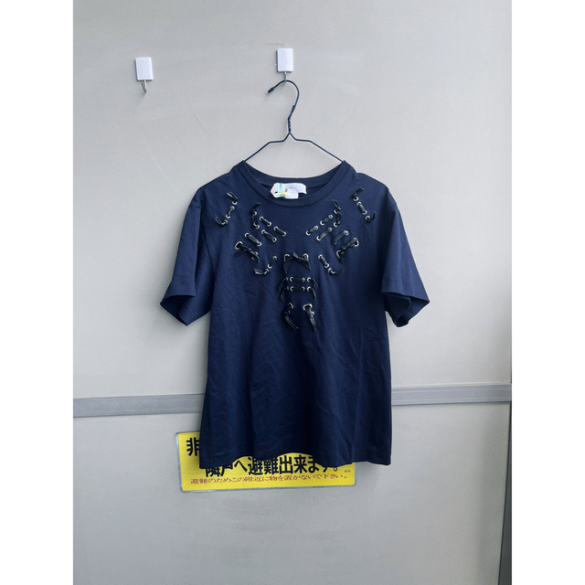TOGA - TOGA PULLA トーガプルラ レザーリボンTシャツの通販 by TOGA - TOGA PULLA トーガプルラ レザーリボンTシャツの通販 by