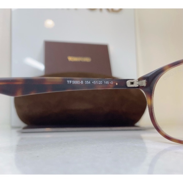 TOMFORD トムフォード ブルーライトカット 高級 FT5680 B054 4