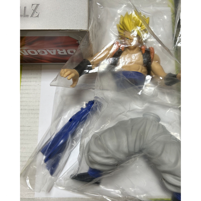 新品未開封☆ドラゴンボールZ 組立式ソフビフィギュア4 ゴジータ,トランクス