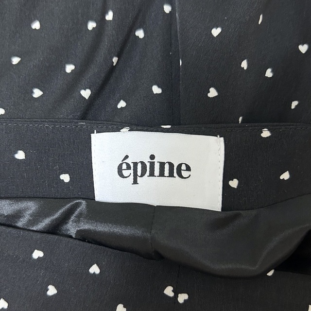 épine(エピヌ)のepine heart frill short pants レディースのパンツ(ショートパンツ)の商品写真