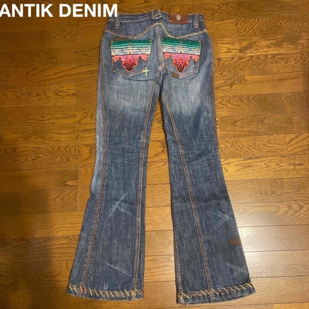 ANTIK DENIM(アンティークデニム)のANTIK DENIM フレアデニムパンツ レディースのパンツ(デニム/ジーンズ)の商品写真