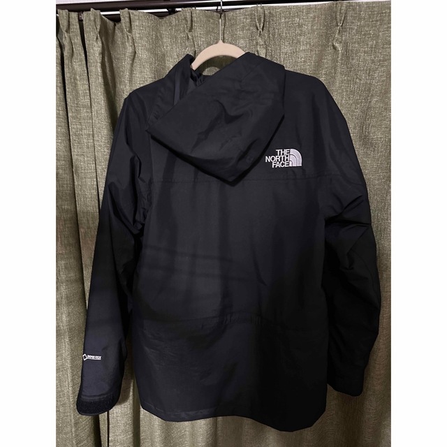 THE NORTH FACE(ザノースフェイス)のノースフェイス　マウンテンライトジャケット　ブラック　Lサイズ メンズのジャケット/アウター(マウンテンパーカー)の商品写真