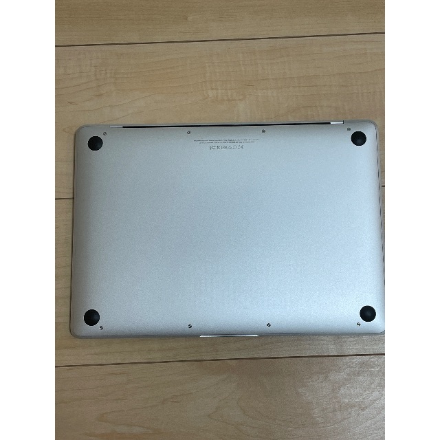 MacBook12インチ Early2015 1.2GHz 8GB 512MB 1