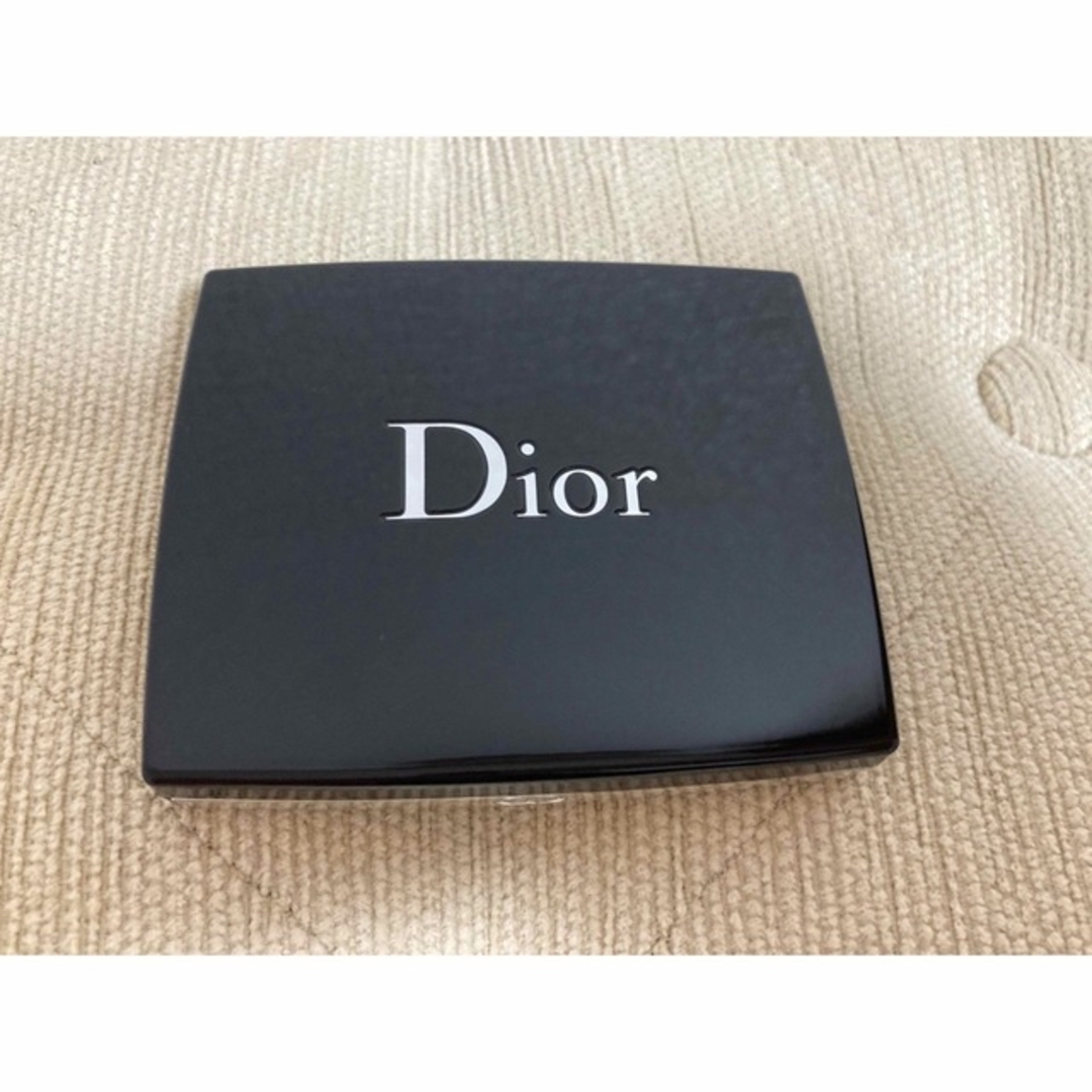 Dior(ディオール)のアイシャドウ コスメ/美容のベースメイク/化粧品(アイシャドウ)の商品写真