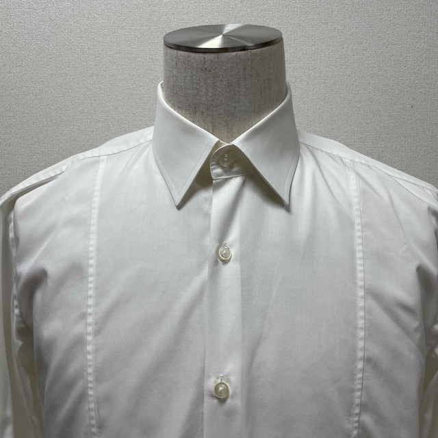 HUGO BOSS(ヒューゴボス)のHUGO BOSSヒューゴボス★ワイシャツ★白シャツ★ドレスシャツ メンズのトップス(シャツ)の商品写真