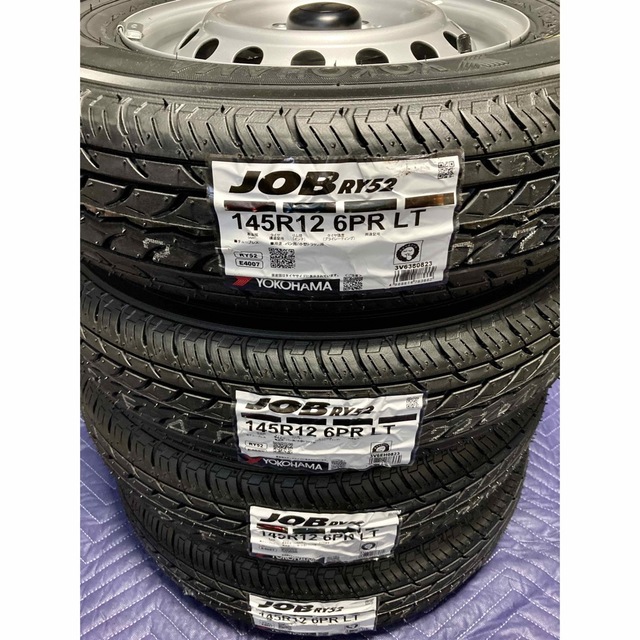 ベンチ 収納付 ㊻軽トラ・箱バン用145R126PR新品タイヤ4本と美品