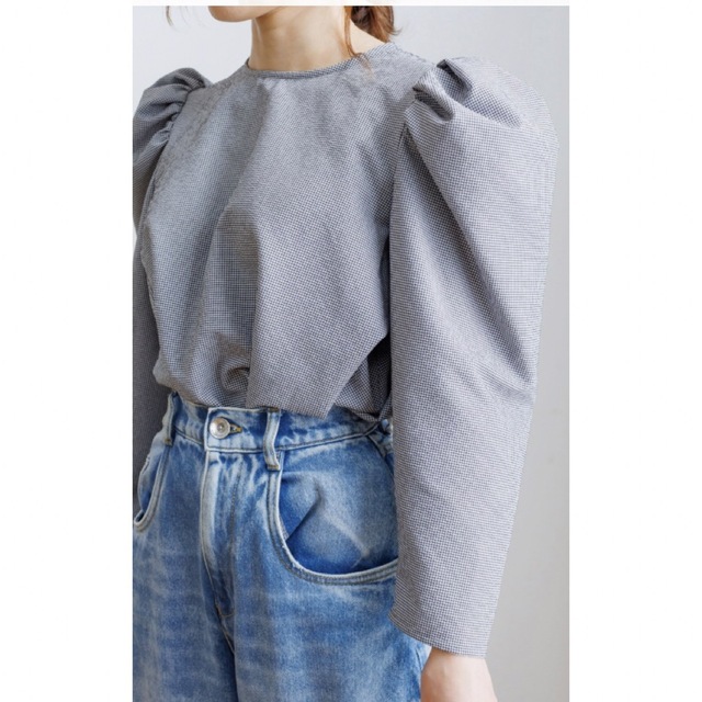 Chesty(チェスティ)のBluelea Puff sleeve blouse  ロージーモンスター レディースのトップス(シャツ/ブラウス(長袖/七分))の商品写真