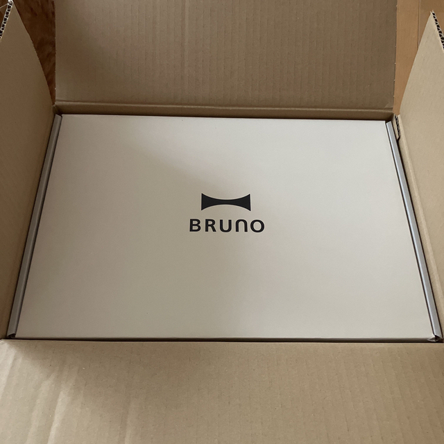 BRUNO(ブルーノ)の新品・非売品　BRUNOコンパクトホットプレート　ホワイト スマホ/家電/カメラの調理家電(ホットプレート)の商品写真